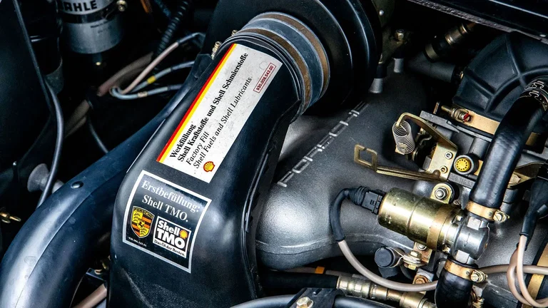 Porsche 911 Carrera 3.2 Speedster (US)