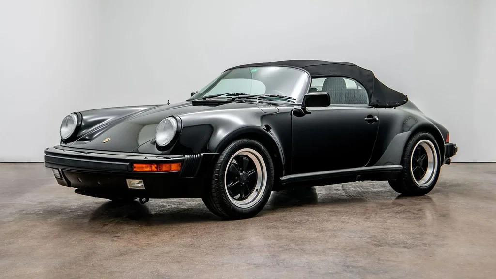 Porsche 911 Carrera 3.2 Speedster (US)