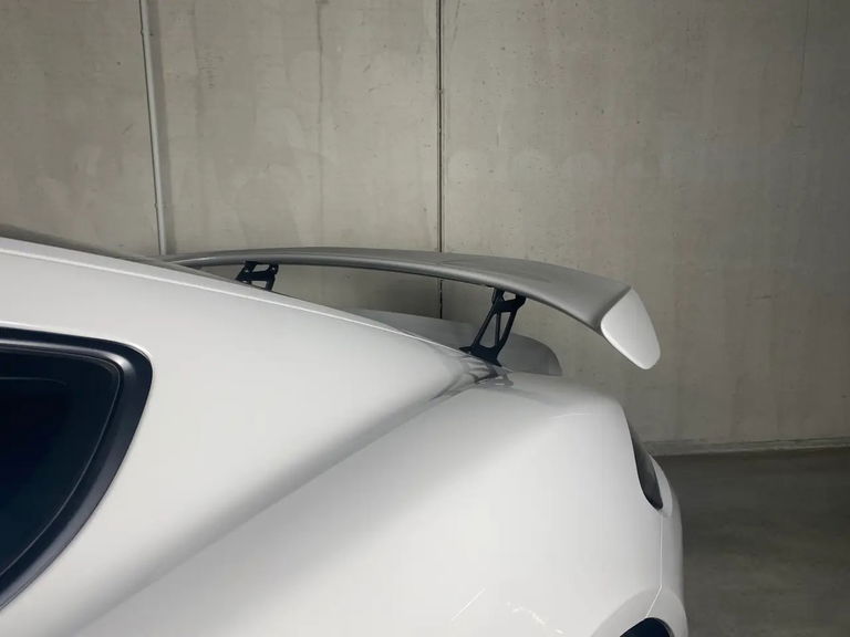 Porsche 718 Cayman GT4