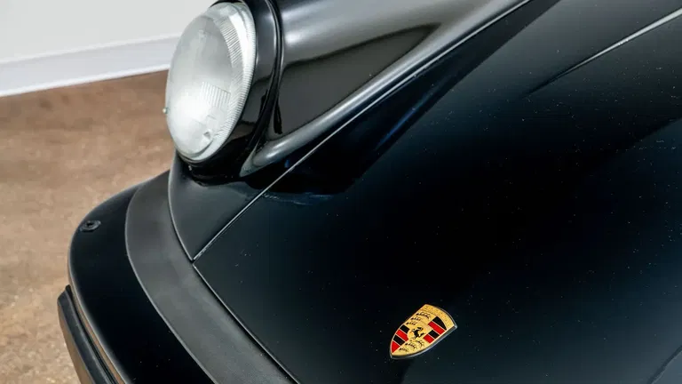 Porsche 911 Carrera 3.2 Speedster (US)