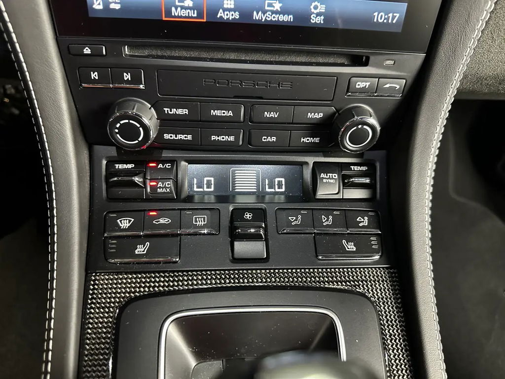 Porsche 718 Cayman GT4