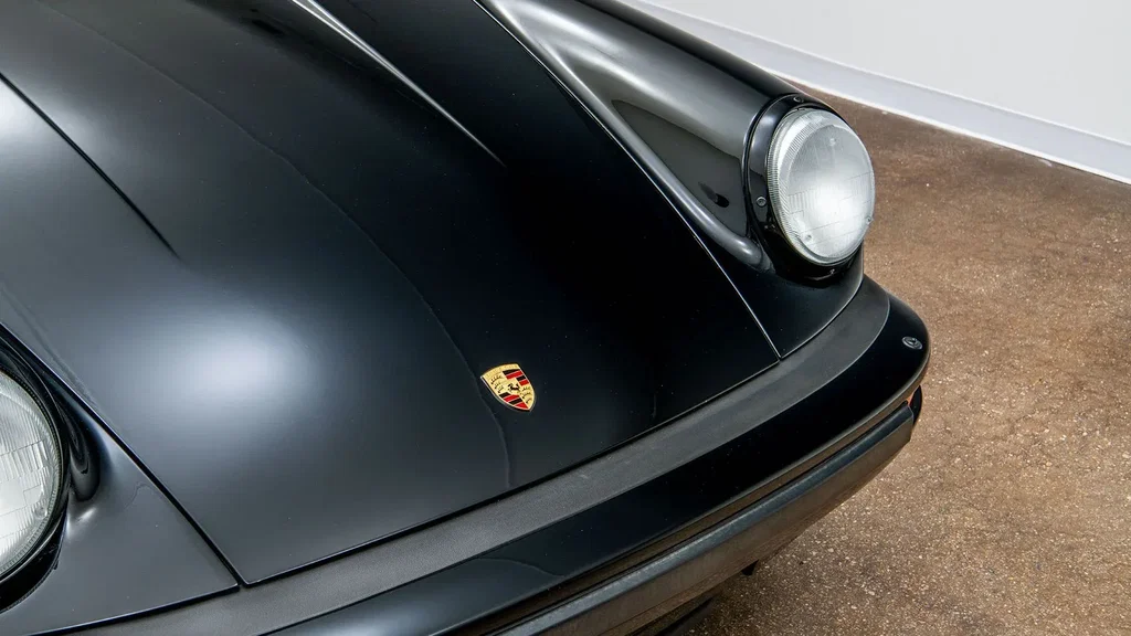 Porsche 911 Carrera 3.2 Speedster (US)