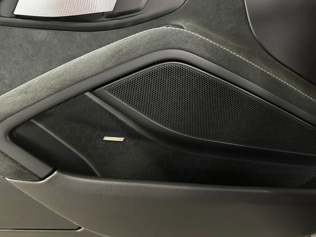 Porsche 718 Cayman GT4