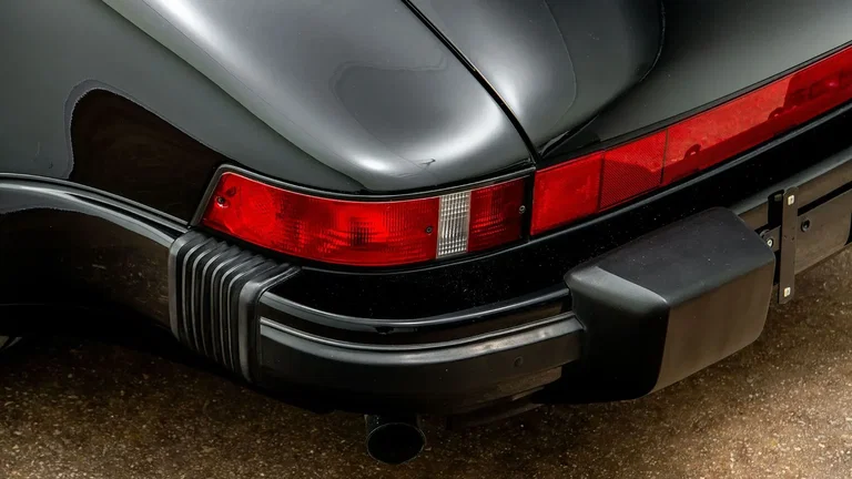 Porsche 911 Carrera 3.2 Speedster (US)