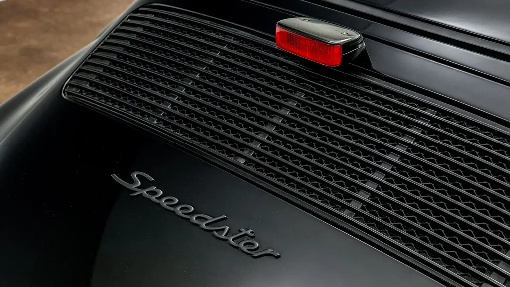 Porsche 911 Carrera 3.2 Speedster (US)
