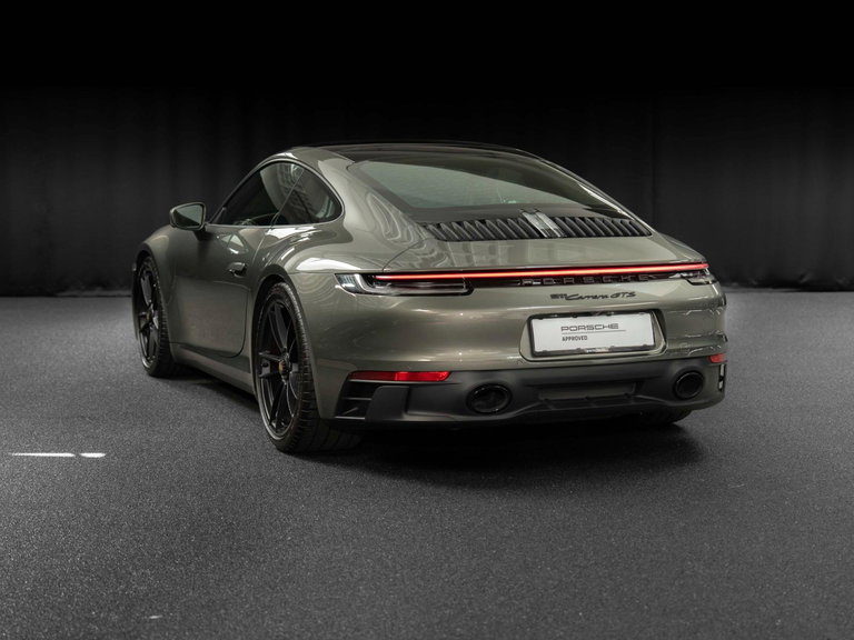 Porsche 992 Carrera GTS