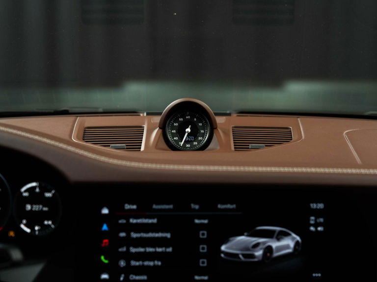 Porsche 992 Carrera GTS