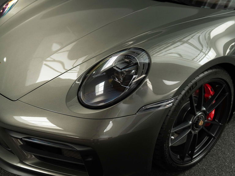 Porsche 992 Carrera GTS