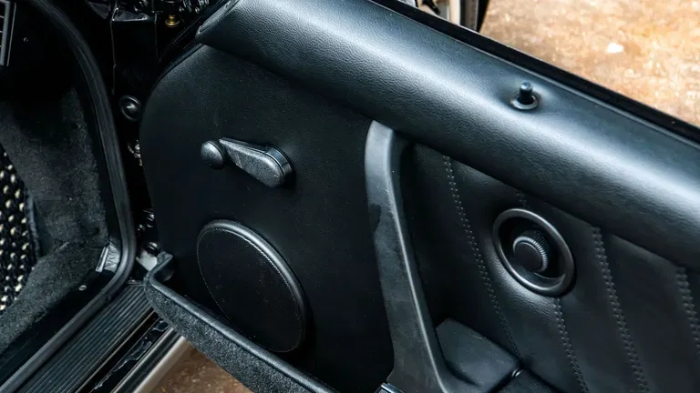 Porsche 911 Carrera 3.2 Speedster (US)