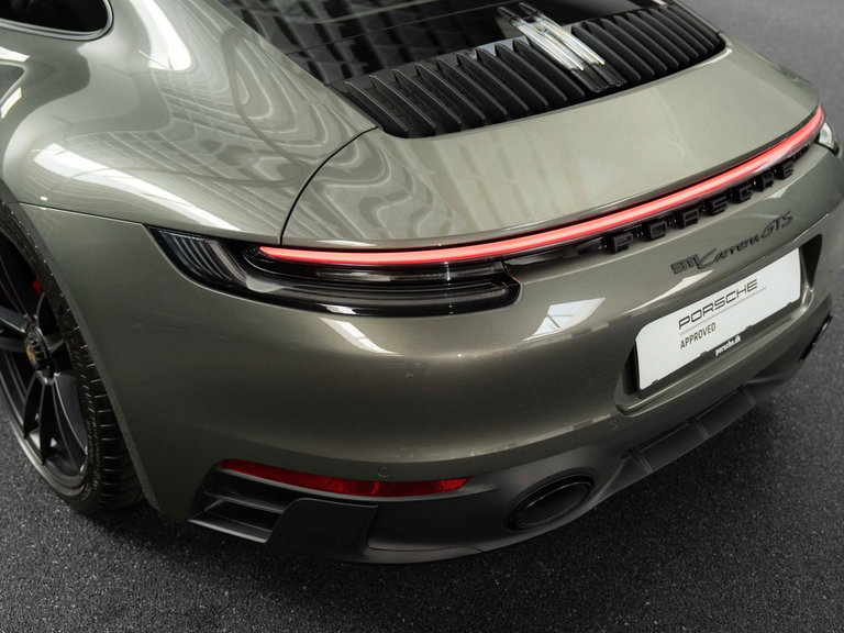 Porsche 992 Carrera GTS