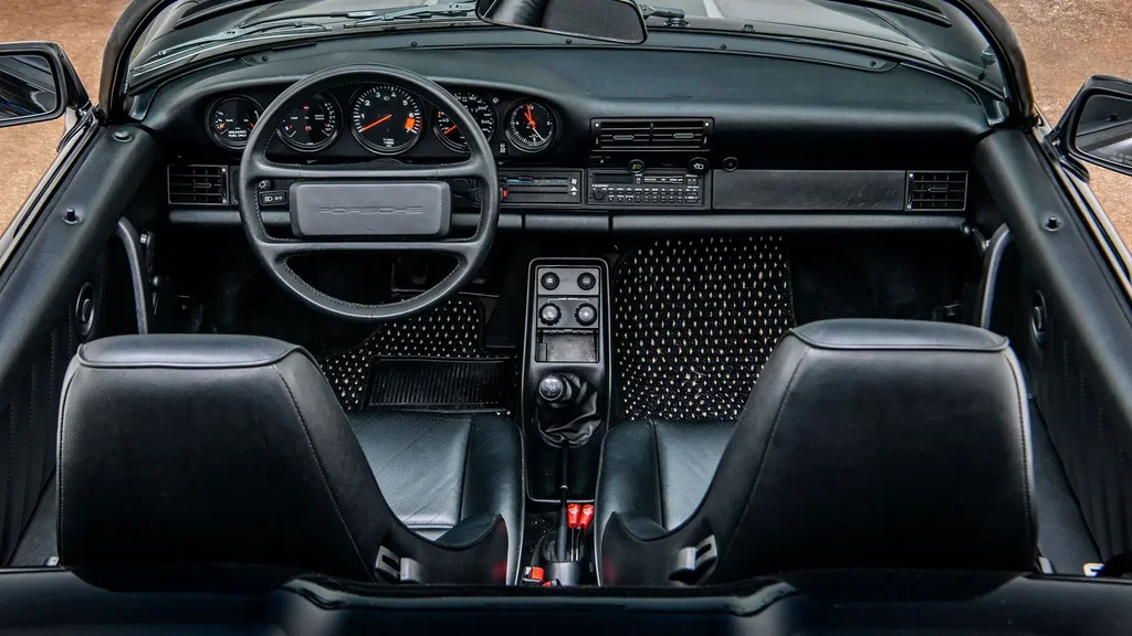 Porsche 911 Carrera 3.2 Speedster (US)