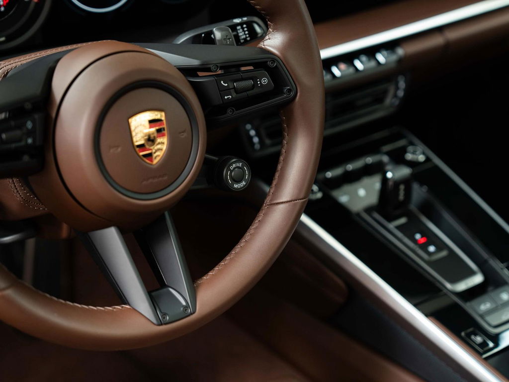 Porsche 992 Carrera GTS