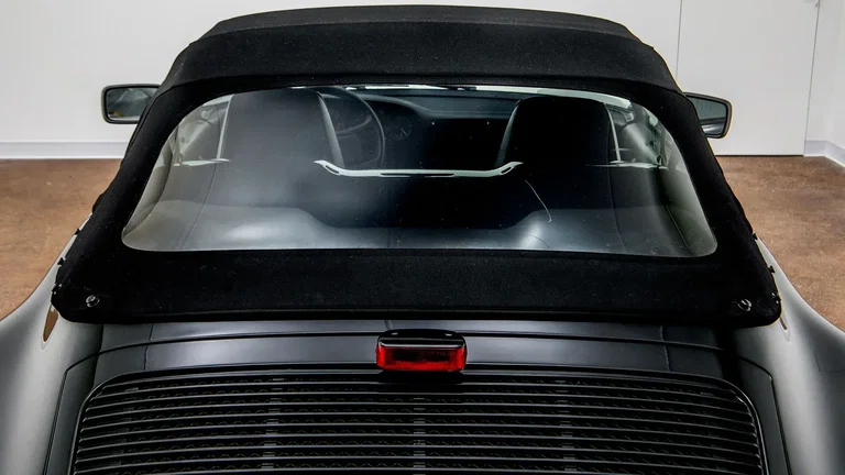 Porsche 911 Carrera 3.2 Speedster (US)