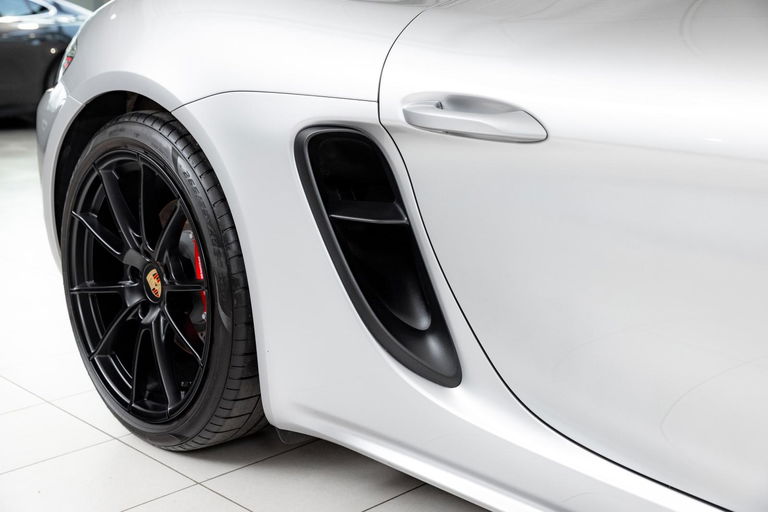 Porsche 718 Cayman GTS 4.0