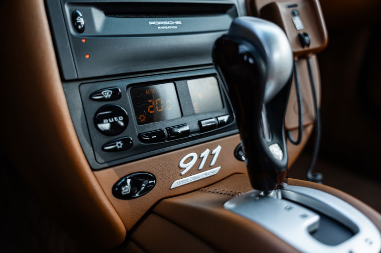 Porsche 996 Carrera 4 Millennium Edition