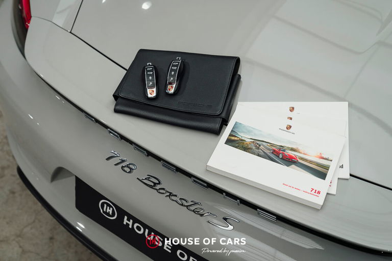 Porsche 718 Boxster S