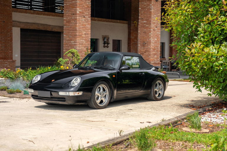 Porsche 993 Carrera 4