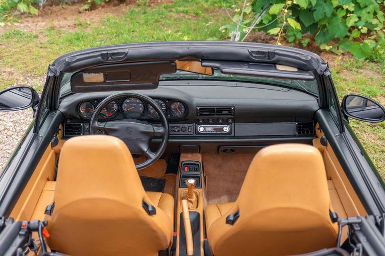 Porsche 993 Carrera 4