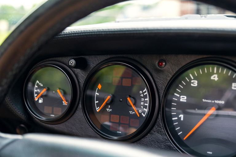 Porsche 993 Carrera 4