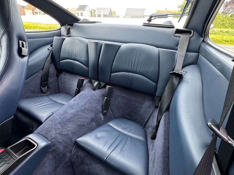 Porsche 993 Carrera 4S