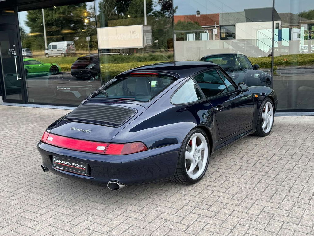 Porsche 993 Carrera 4S