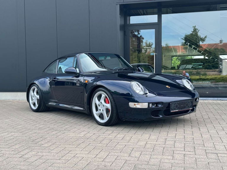 Porsche 993 Carrera 4S
