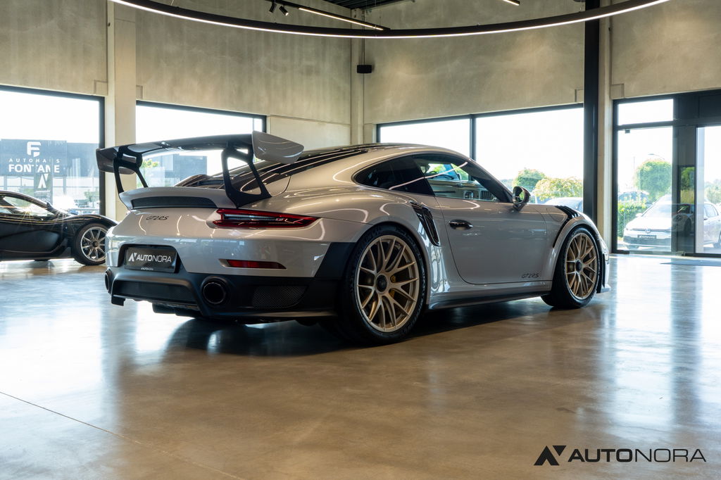 Porsche 991 GT2 RS