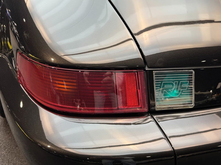 Porsche 964 Carrera 4