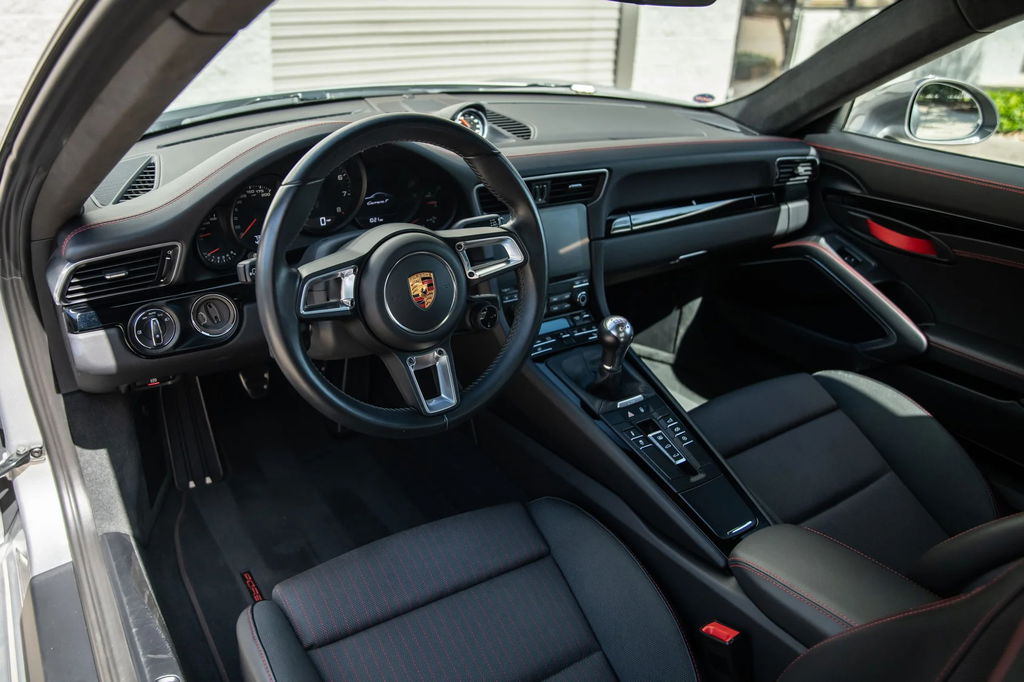 Porsche 991.2 Carrera T