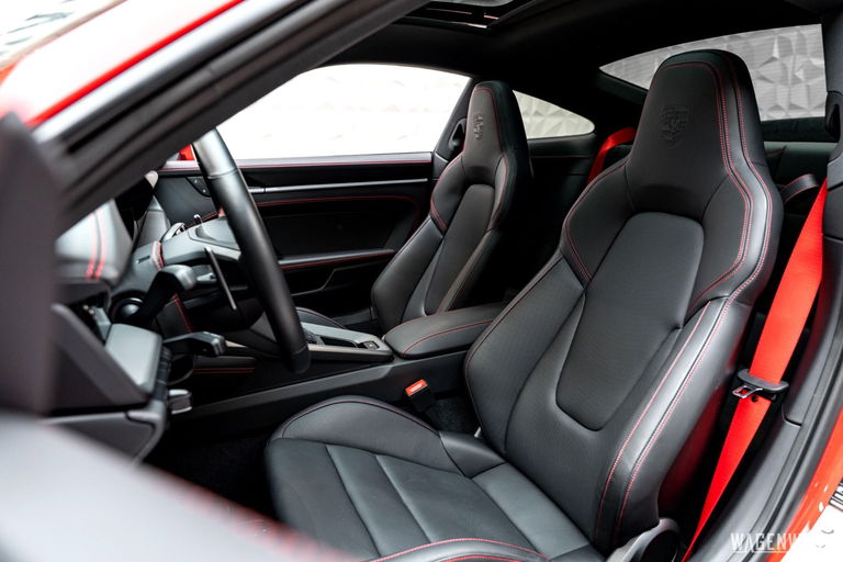 Porsche 992 Carrera S