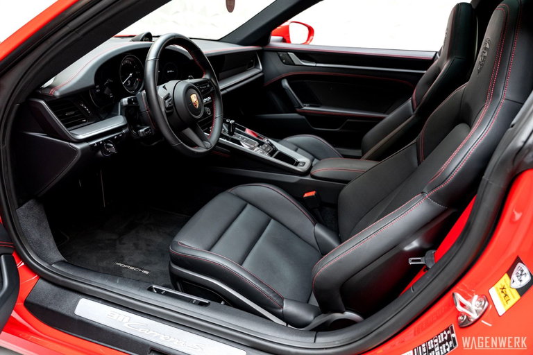 Porsche 992 Carrera S