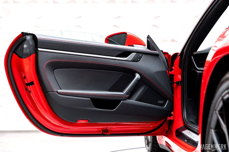 Porsche 992 Carrera S