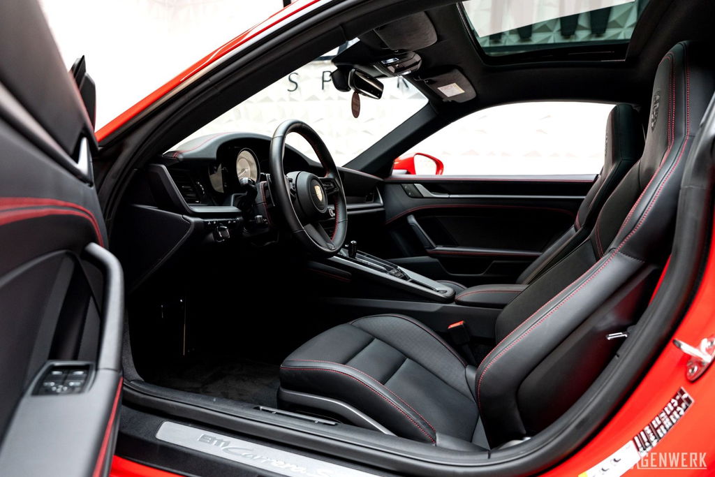 Porsche 992 Carrera S