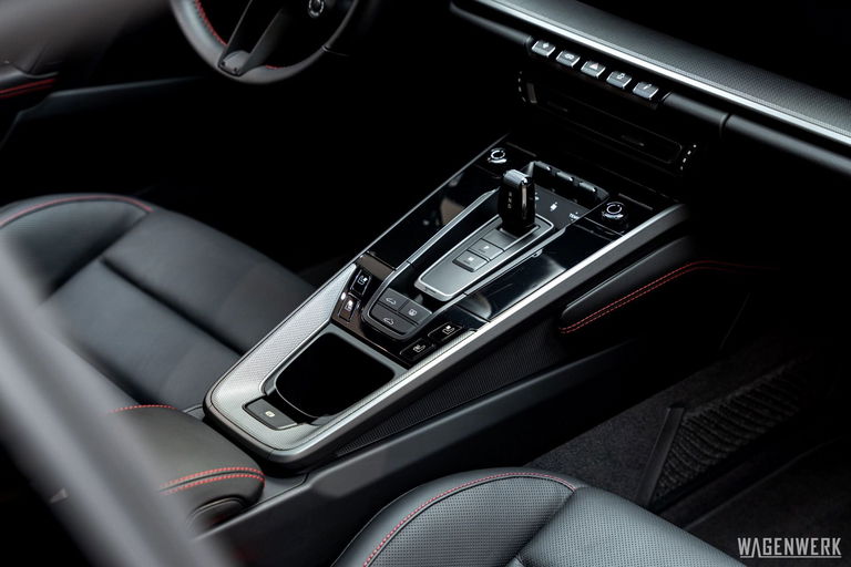 Porsche 992 Carrera S