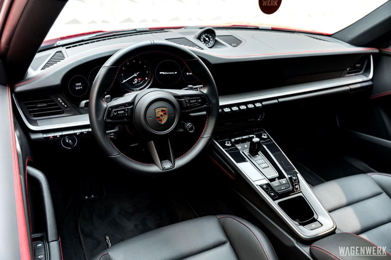 Porsche 992 Carrera S