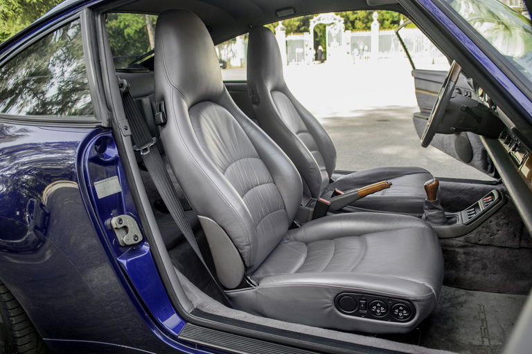 Porsche 993 Carrera 4