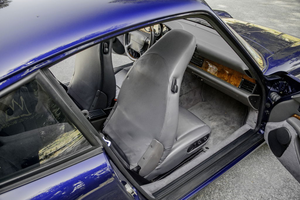 Porsche 993 Carrera 4