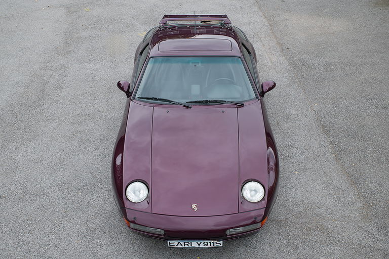 Porsche 928 GTS
