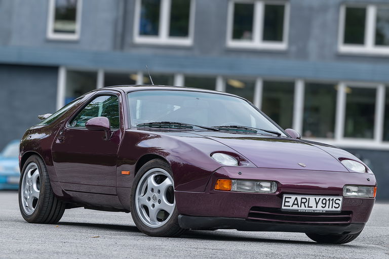 Porsche 928 GTS