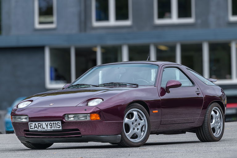 Porsche 928 GTS