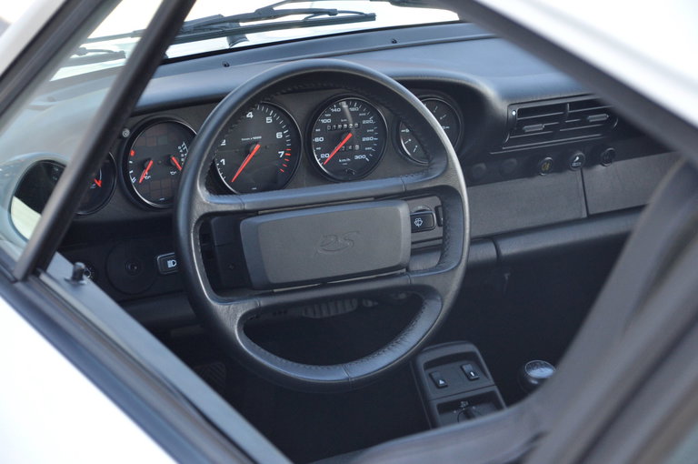 Porsche 964 Carrera RS