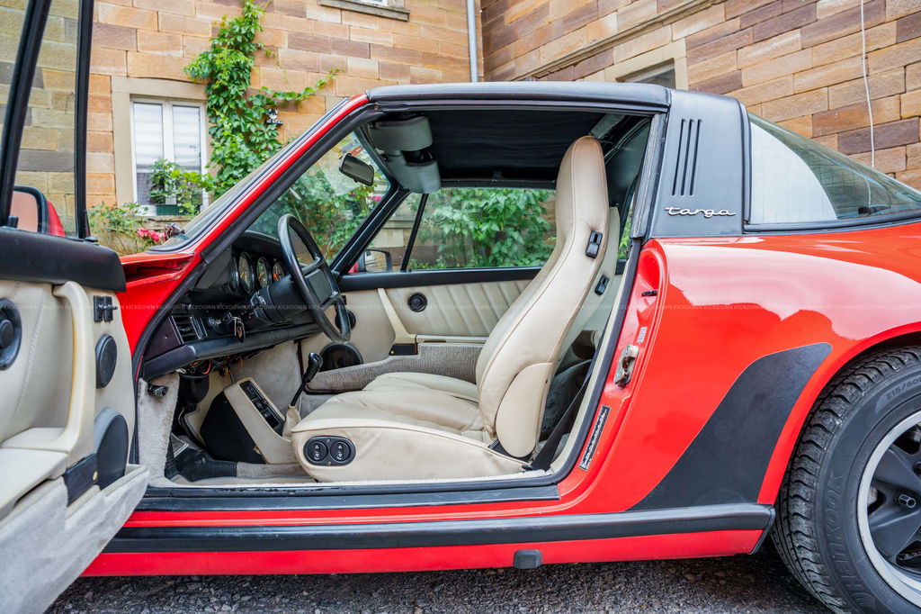 Porsche 911 Carrera 3.2