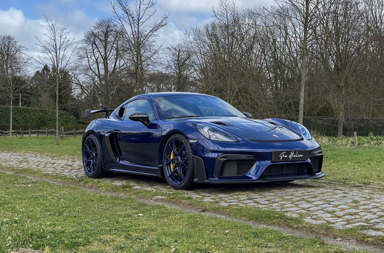 Porsche 718 Cayman GT4 RS