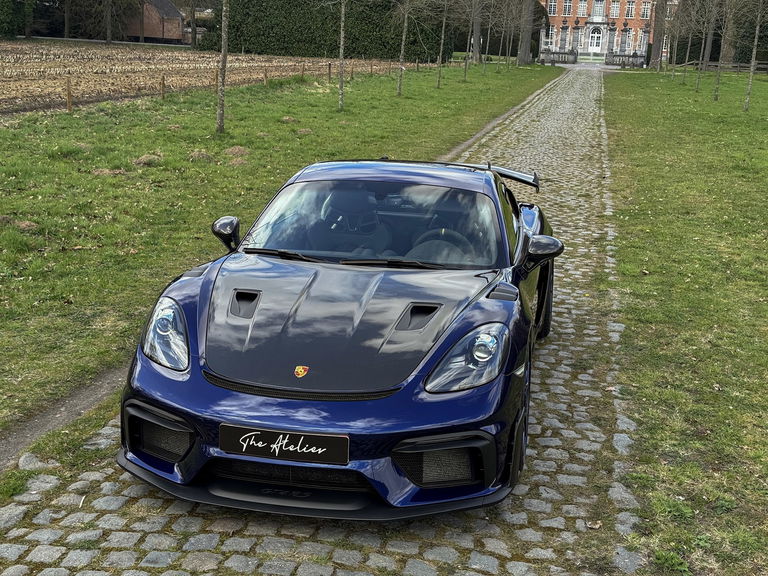 Porsche 718 Cayman GT4 RS