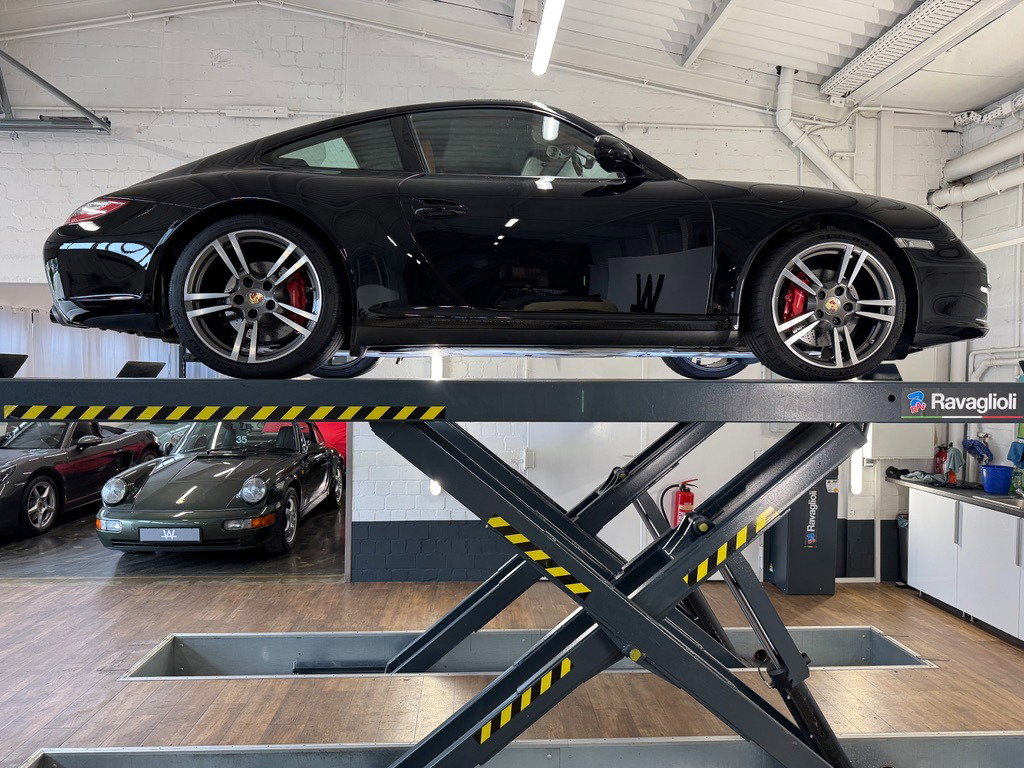 Porsche 997.2 Carrera 4S