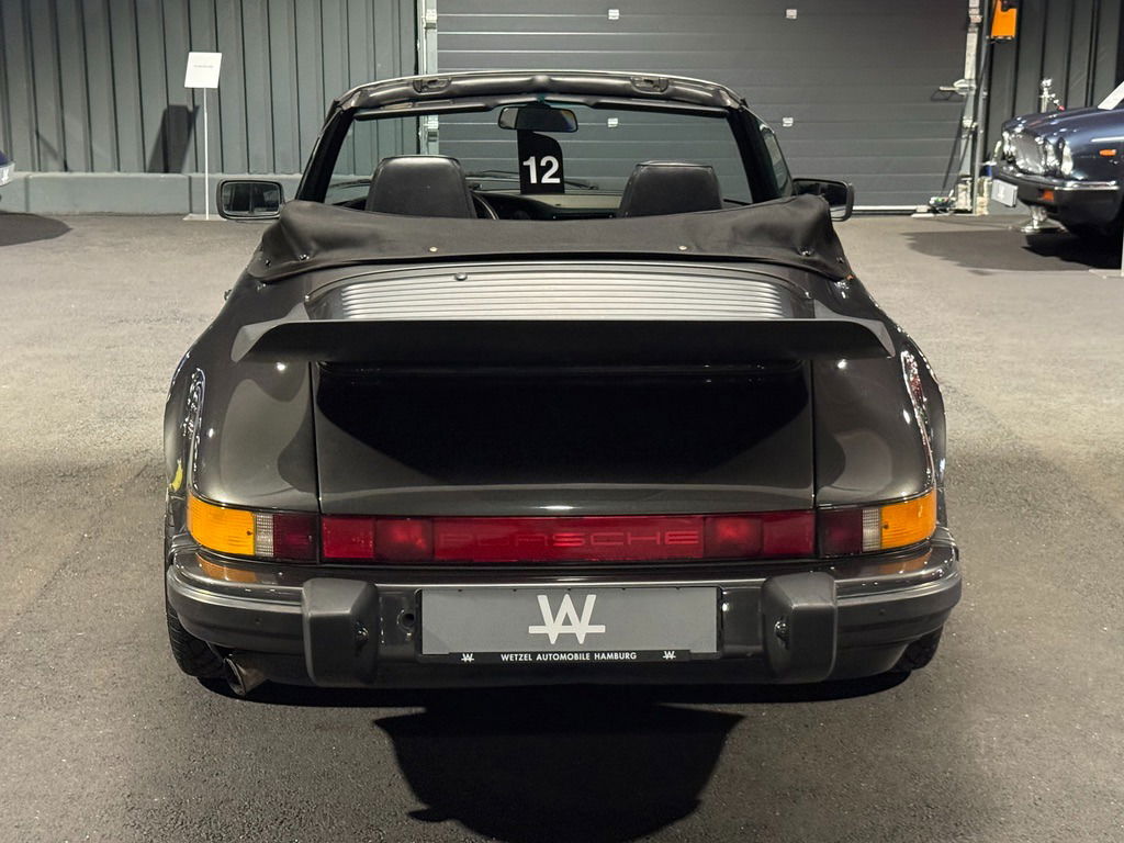 Porsche 911 Carrera 3.2