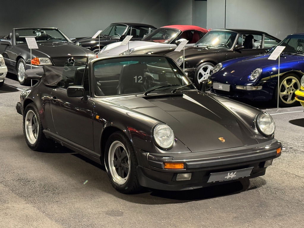 Porsche 911 Carrera 3.2
