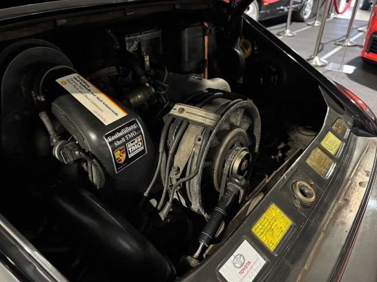 Porsche 911 Carrera 3.2