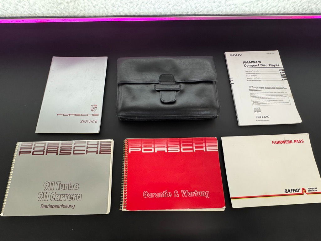 Porsche 911 Carrera 3.2