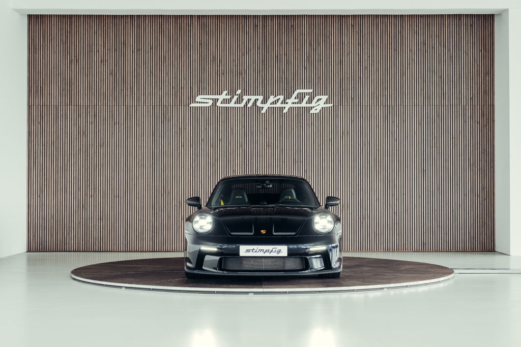 Porsche 992 GT3 Touring